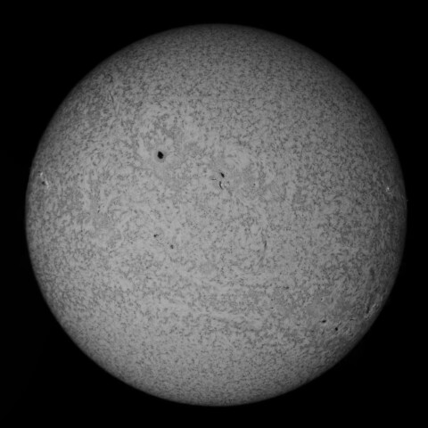 11/3朝の太陽(Hα少し長波長側)