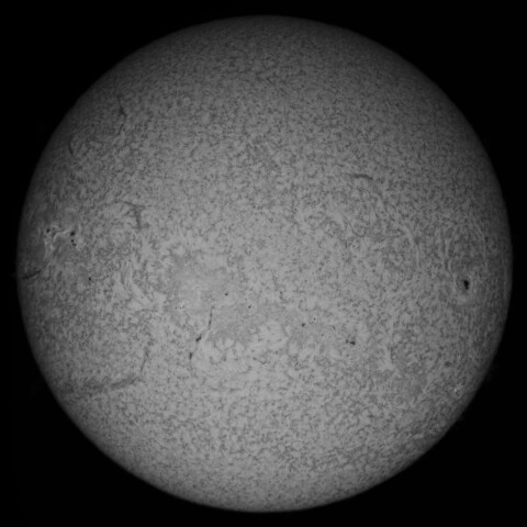11/9朝の太陽(Hα少し長波長側)