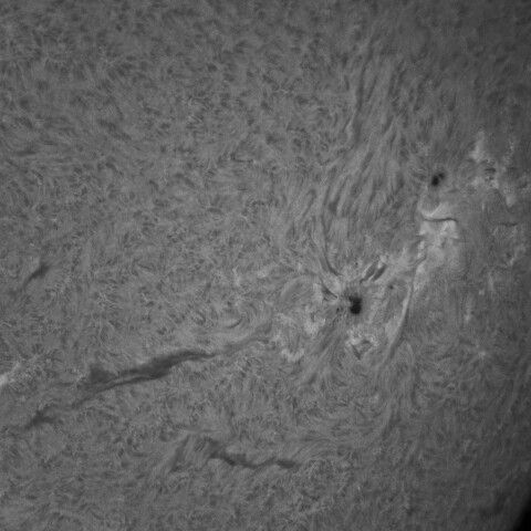 12/2昼の太陽(3905、3906付近)