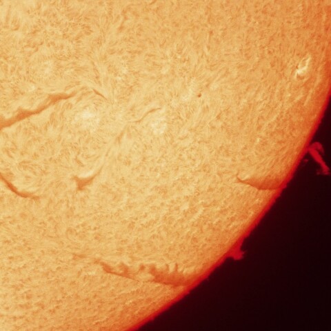 1/13昼の太陽(プロミネンス)