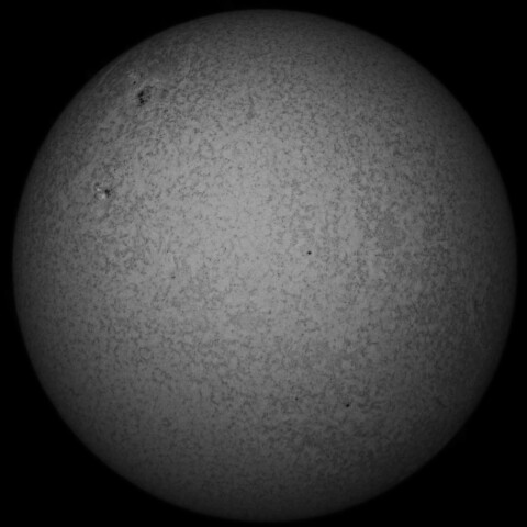 5/28朝の太陽(Hα少し長波長側)