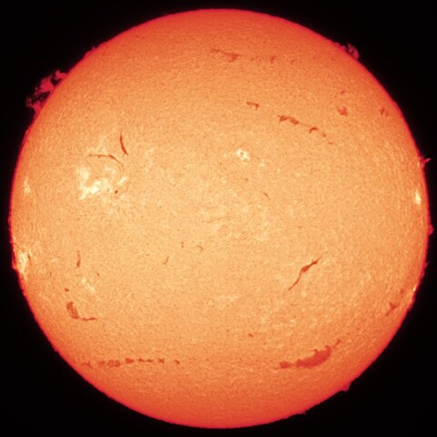 9/15日中の太陽(Hα中心付近・カラーにて)