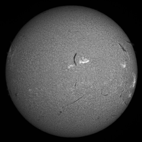 12/18昼の太陽(Hα中心付近)