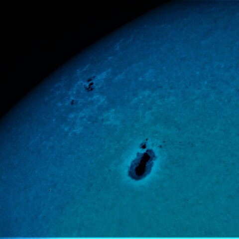 黒点半暗部周辺の現象(3310、3312)