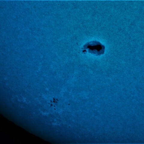 黒点半暗部周辺の現象(3310、3312)