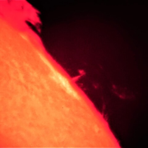 6/4の太陽　プロミネンス