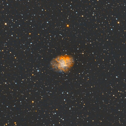 M1 かに星雲　おうし座