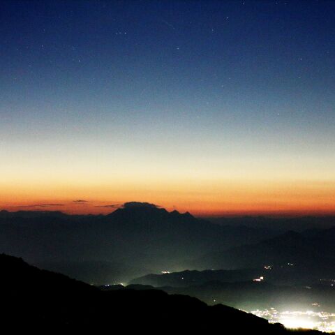 紫金山・アトラス彗星