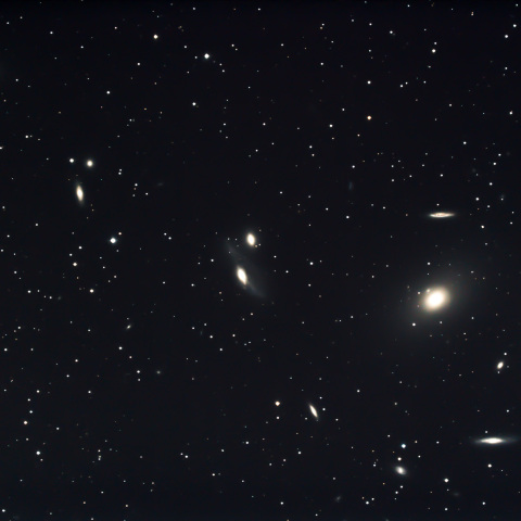 おとめ座銀河団（マルカリアンチェーン）