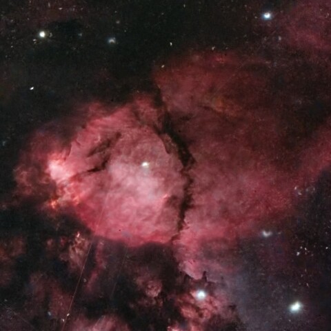 魚の頭星雲拡大図