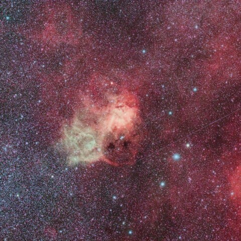 Sh2-132 ライオン星雲