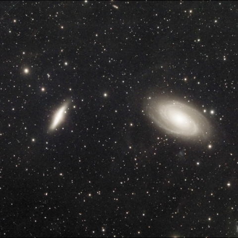 M81とM82