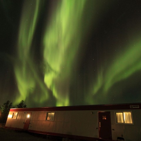 降り注ぐオーロラ2