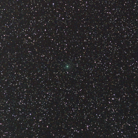 冬の天の川を進むラブジョイ彗星