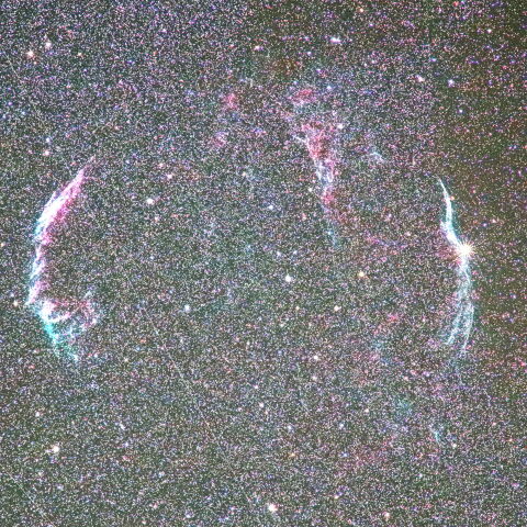 天の川に漂う網状星雲ー無フィルター無改造ミラーレスによる