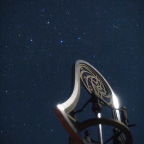 モニュメントとカシオペア座