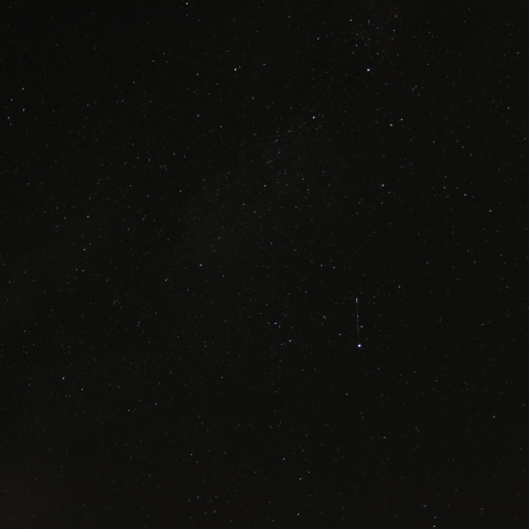 夏の大三角付近の火球