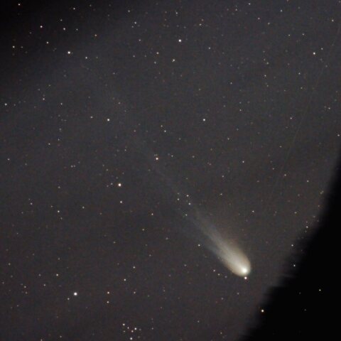 ４月９日のポン・ブルックス彗星