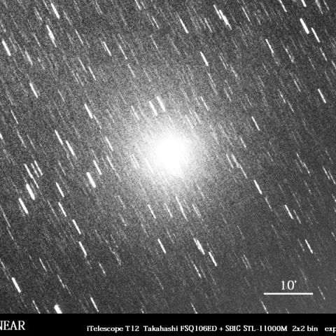 肉眼等級に達した252P LINEAR彗星