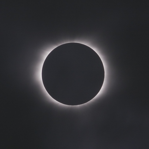 雲間の内部コロナ