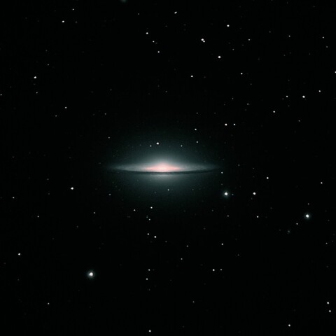M104 ソンブレロ星雲