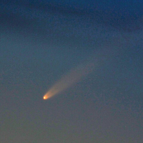 明けの柴金山・アトラス彗星