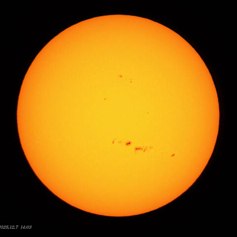 12月7日 太陽黒点