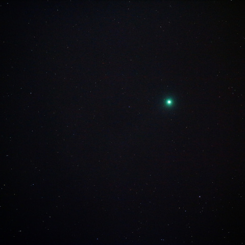 月光の中のラヴジョイ彗星