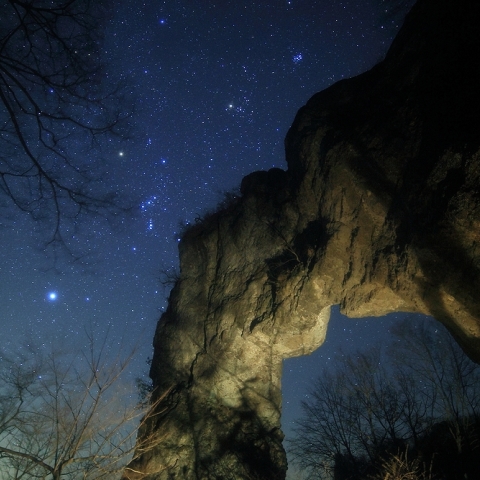 妙義山第四石門とオリオン座