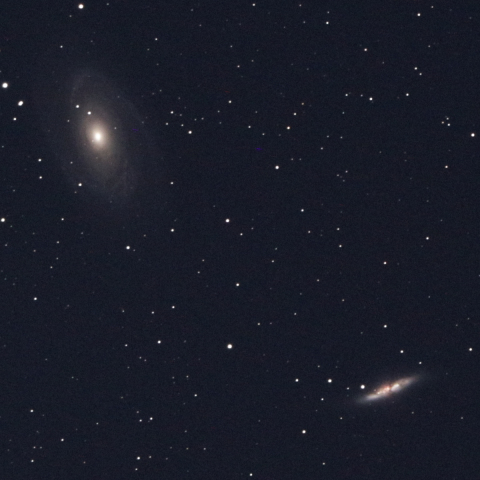 上高地からのボーデの銀河と葉巻銀河