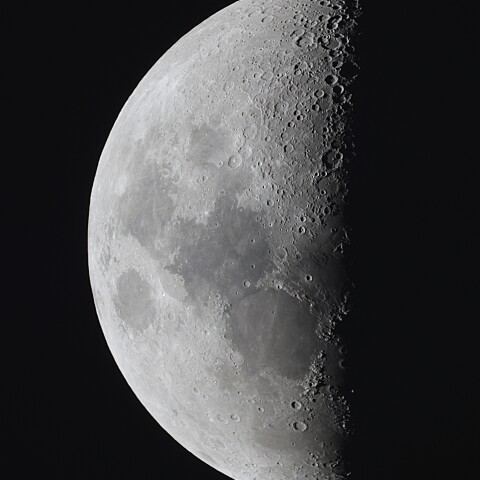 Moon_2023-1120-1640~43