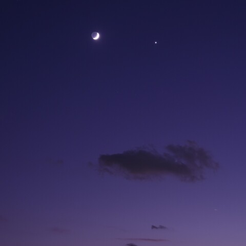 Moon-Ven_2024-1205-1716