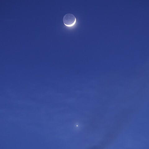 Moon-Ven_2026-0519-1923