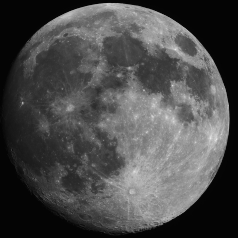 Moon_2023-04-04-1923