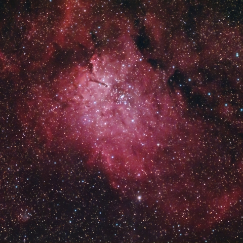 こぎつね座の散開星団 NGC6823 と散光星雲 Sh2-86