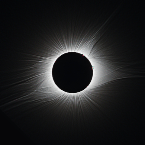 2017アメリカ皆既日食(コロナ流線強調)