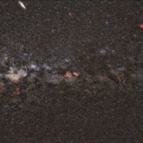 カシオペア座からペルセウス座にかけての天の川