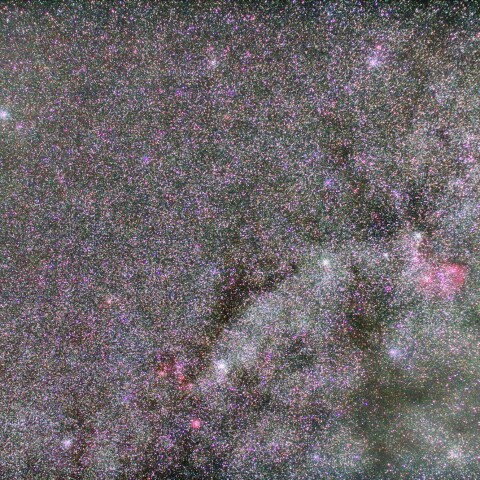 ふたご座とぎょしゃ座の銀河