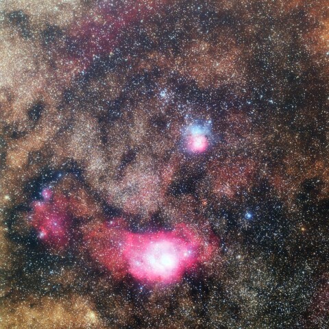 M8（干潟星雲）・M20（三裂星雲）と周辺銀河