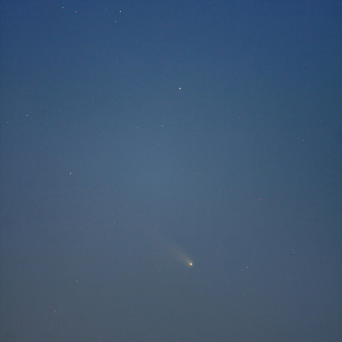 夜明け前のパンスターズ彗星