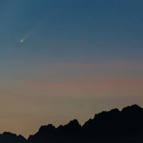 紫金山・アトラス彗星  富山市