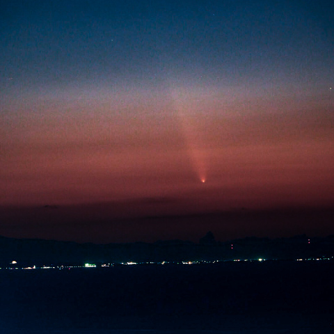 紫金山・アトラス彗星  富山県 黒部市