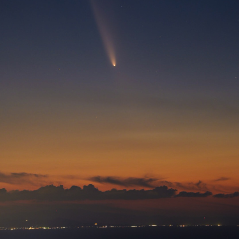 紫金山・アトラス彗星  富山県 黒部市