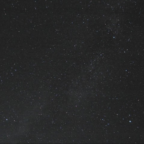 コンパクトデジカメによる夏の大三角形