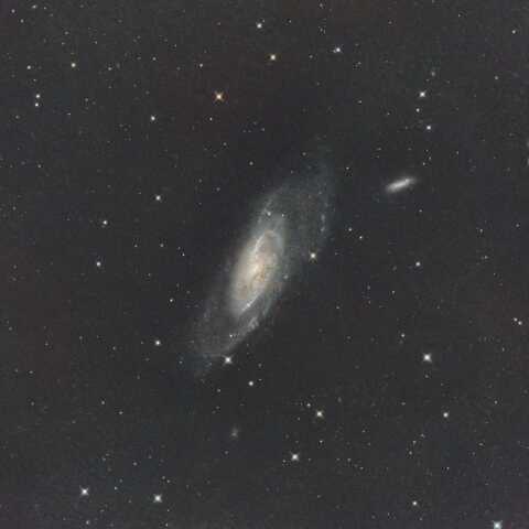 M106 渦巻銀河