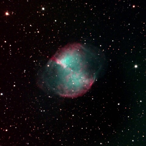 M27 あれい状星雲　こぎつね座