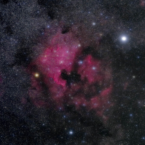 デネブ付近の散光星雲