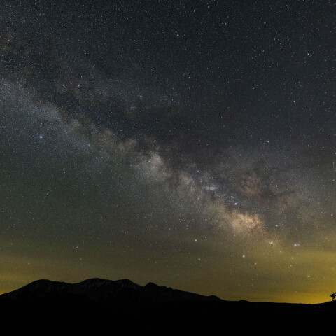 御嶽山と天の川