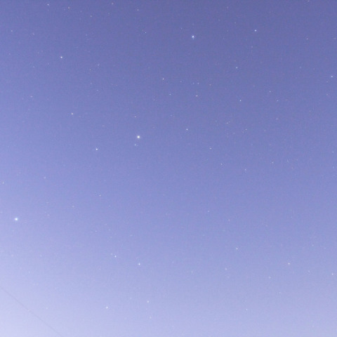 薄明の「こぐま座流星」