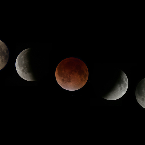 2025年皆既月食　地球の影